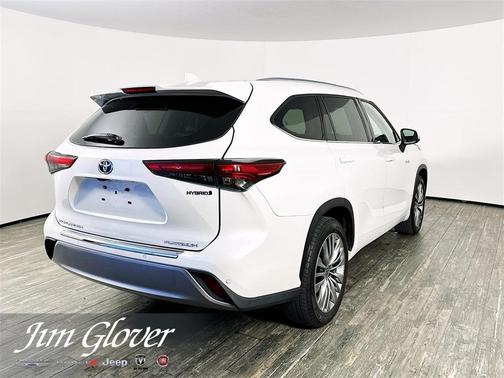 2021 Toyota Highlander Hybrid Platinum