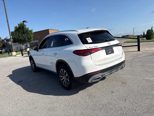 White 2023 Mercedes-Benz GLC 300 Base