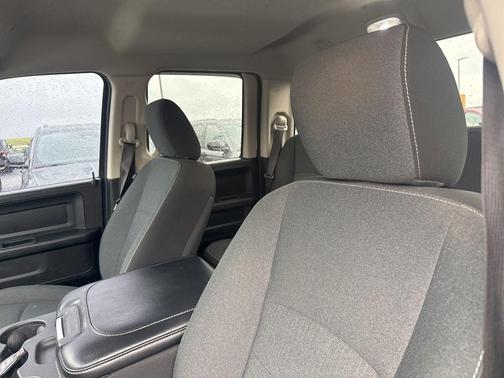 Bright White Clearcoat 2021 RAM 1500 Classic Tradesman