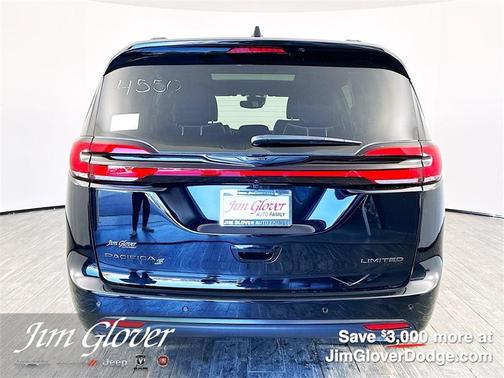 2026 Chrysler Pacifica Limited
