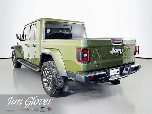 Sarge Green Clearcoat 2021 Jeep Gladiator Overland