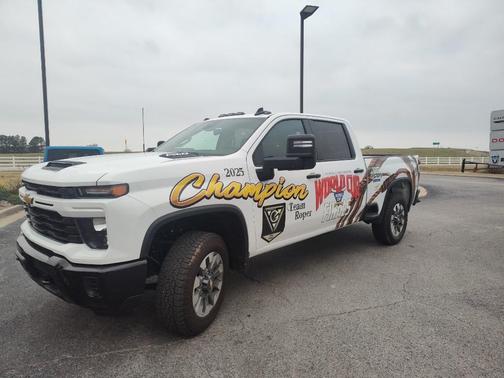 2025 Chevrolet Silverado 2500 Custom