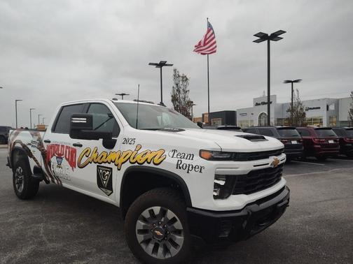 2025 Chevrolet Silverado 2500 Custom