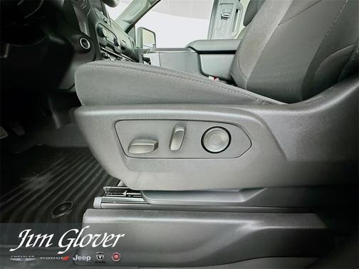 2025 Chevrolet Silverado 2500 Custom