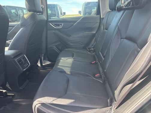 Crystal Black Silica 2020 Subaru Forester Limited