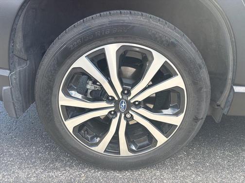 Crystal Black Silica 2020 Subaru Forester Limited