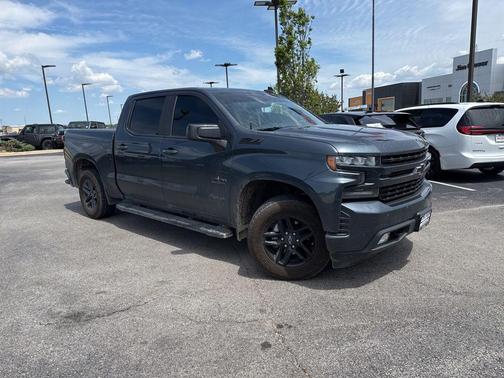 Shadow Gray Metallic 2020 Chevrolet Silverado 1500 RST