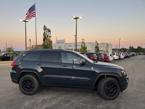 2017 Jeep Grand Cherokee Trailhawk