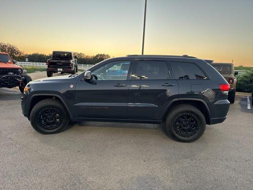 2017 Jeep Grand Cherokee Trailhawk