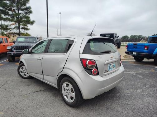 2013 Chevrolet Sonic LS