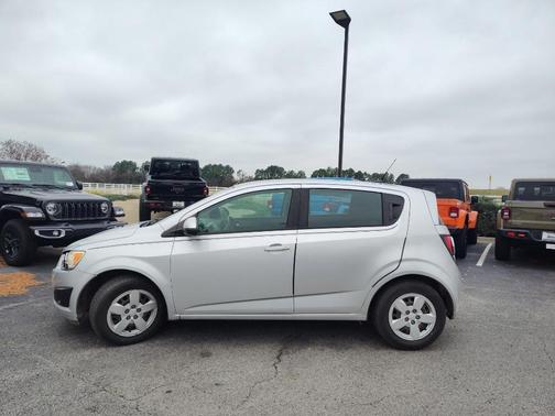 2013 Chevrolet Sonic LS