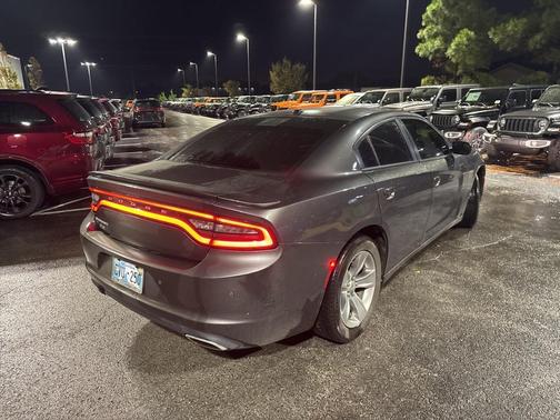 2015 Dodge Charger SE