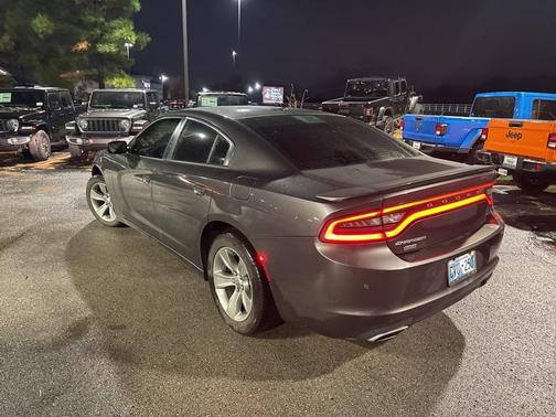 2015 Dodge Charger SE