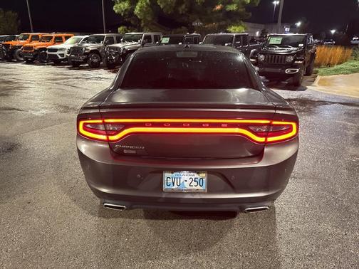 2015 Dodge Charger SE
