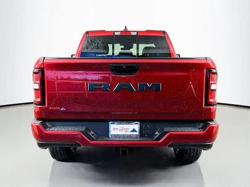 Molten Red Pearlcoat 2026 RAM 1500 Express