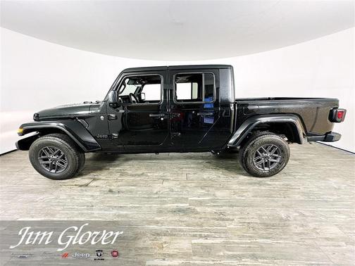 2024 Jeep Gladiator Sport