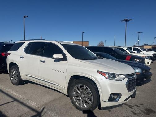 2021 Chevrolet Traverse Premier