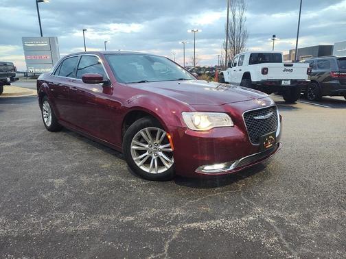 2020 Chrysler 300 Touring