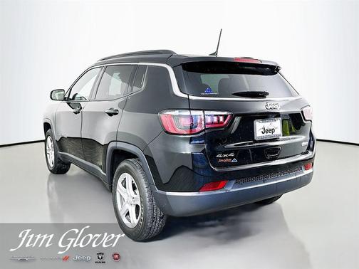 Diamond Black 2023 Jeep Compass Latitude