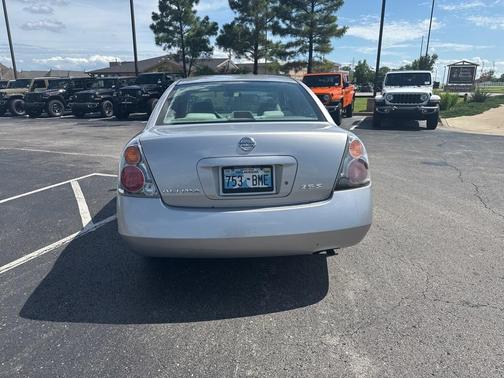 2004 Nissan Altima 2.5 S