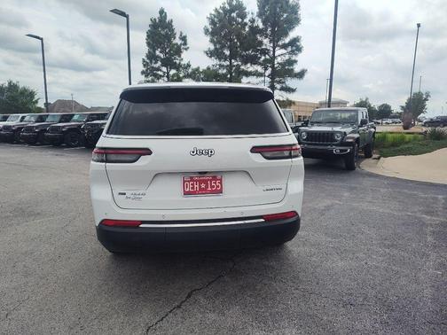 Bright White Clearcoat 2021 Jeep Grand Cherokee L Limited