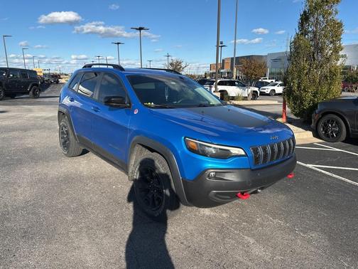 2022 Jeep Cherokee Trailhawk