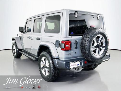 Sting Gray Clearcoat 2019 Jeep Wrangler Unlimited Sahara