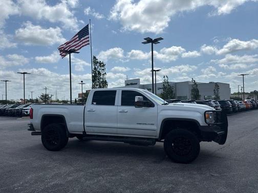 Summit White 2017 GMC Sierra 2500 Denali