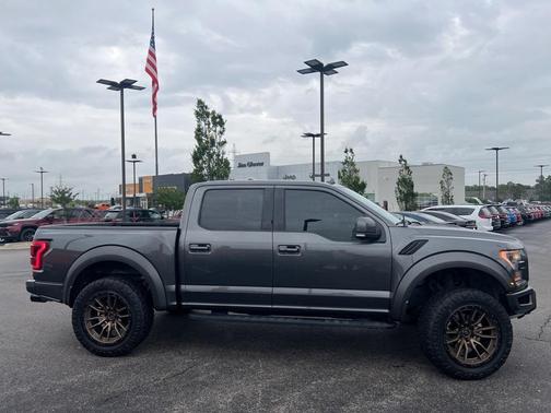 2020 Ford F-150 Raptor