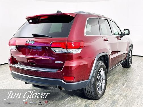 2020 Jeep Grand Cherokee Laredo