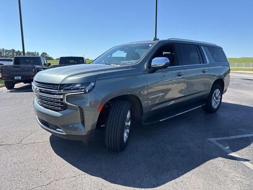 Silver Sage Metallic 2023 Chevrolet Suburban Premier