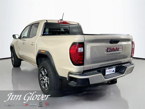 Desert Sand Metallic 2024 GMC Canyon AT4
