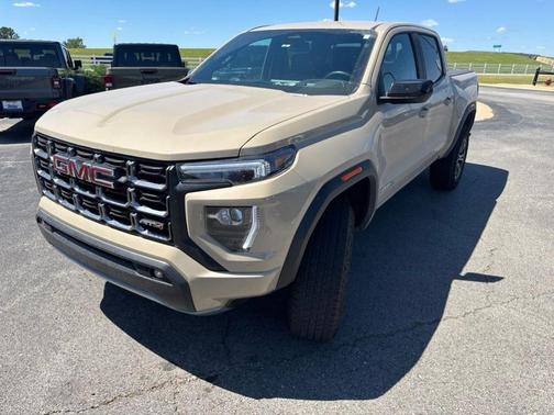 Desert Sand Metallic 2024 GMC Canyon AT4