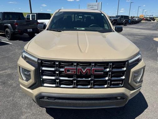 Desert Sand Metallic 2024 GMC Canyon AT4