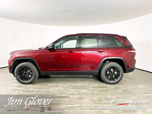 2025 Jeep Grand Cherokee Laredo