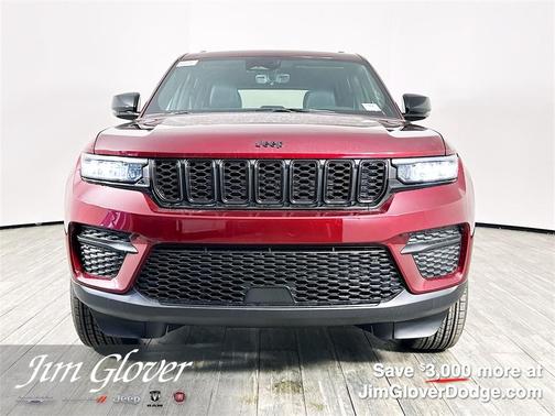 2025 Jeep Grand Cherokee Laredo