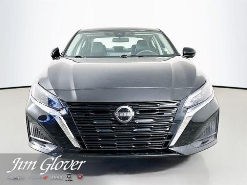 Black 2025 Nissan Altima SL