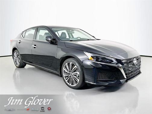 Black 2025 Nissan Altima SL