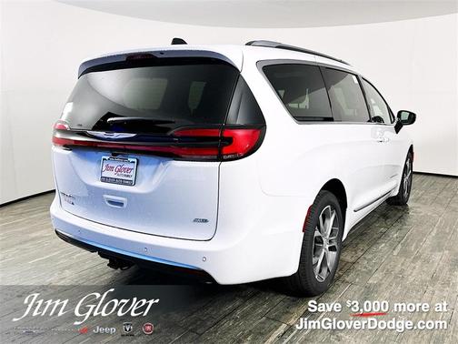 2026 Chrysler Pacifica Pinnacle
