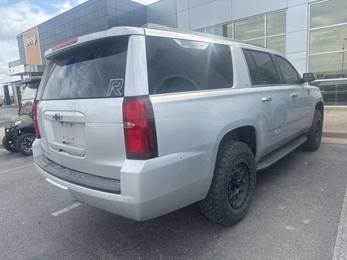 2018 Chevrolet Suburban LT