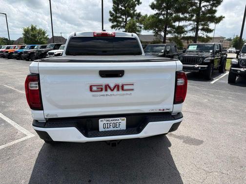 Summit White 2024 GMC Canyon AT4X