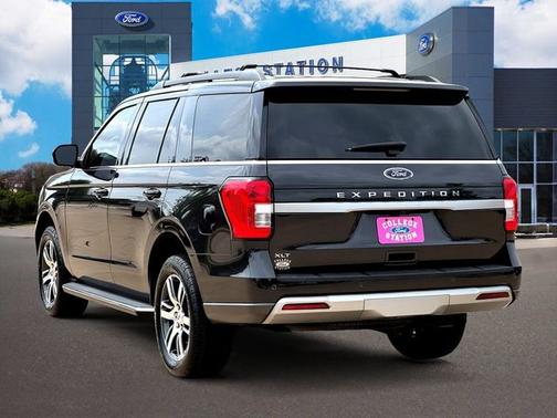 DARK MATTER GRAY METALLIC 2022 Ford Expedition XLT