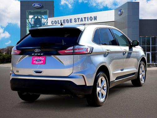 2021 Ford Edge SE