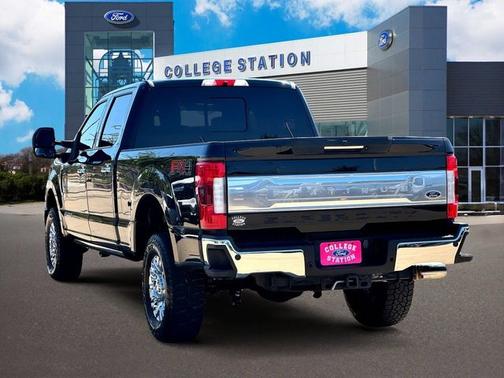 2018 Ford F-250 PLATINUM