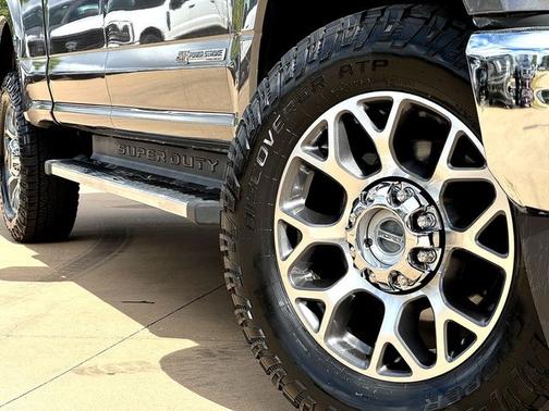 2022 Ford F-250 LARIAT