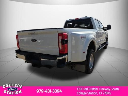 2025 Ford F-350 LARIAT SUPER DUTY