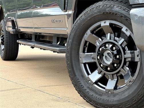 2023 Ford F-350 LARIAT SUPER DUTY