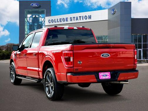 HOT PEPPER RED MET TINTD CC 2023 Ford F-150 XLT