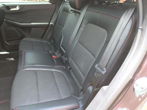 CINNABAR RED METALLIC PC 2023 Ford Escape ST-LINE SELECT