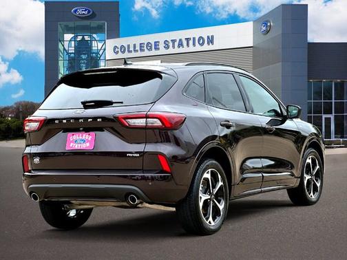 CINNABAR RED METALLIC PC 2023 Ford Escape ST-LINE SELECT